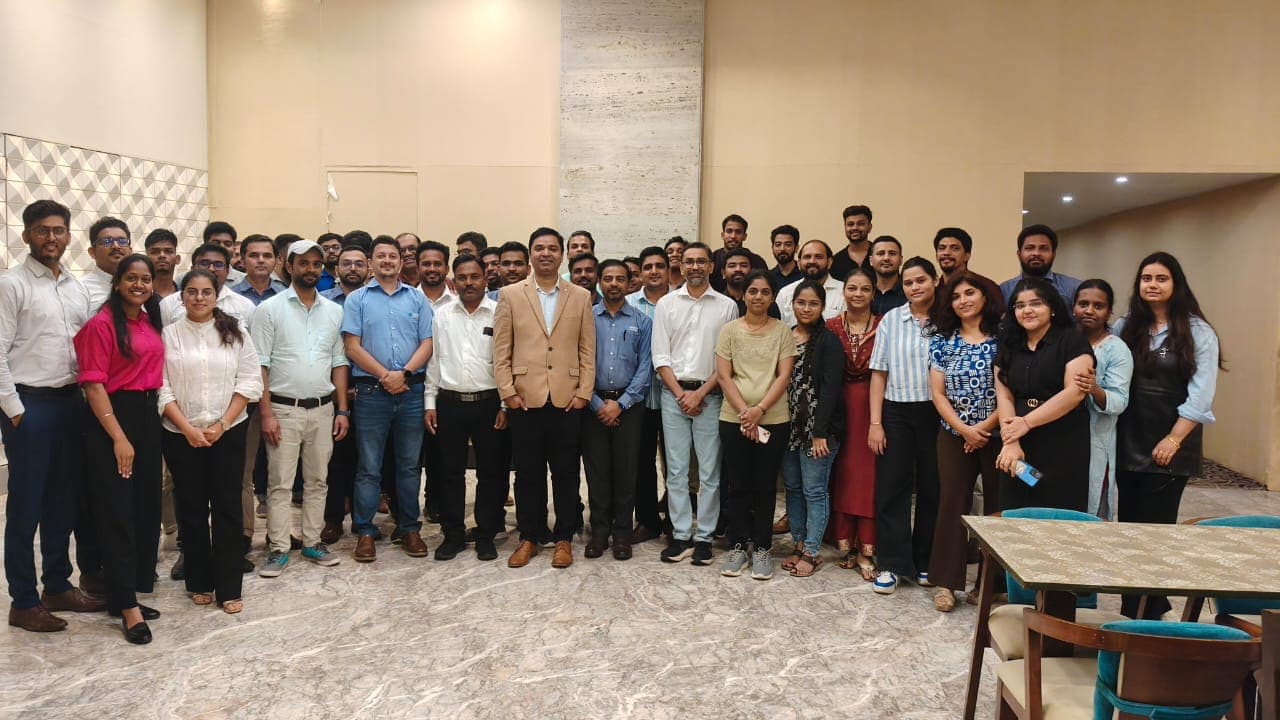 Group photo at the end of the day